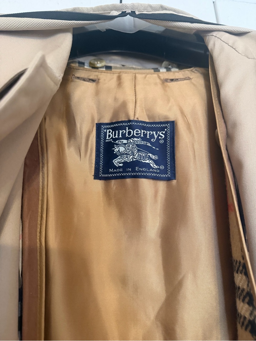 Vintage Burberry Trench Coat with Plaid Lining - Picture 2 of 8
